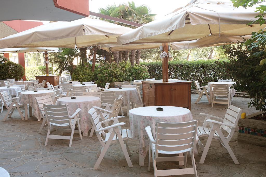Gallia Club Hotel Cesenatico Kültér fotó