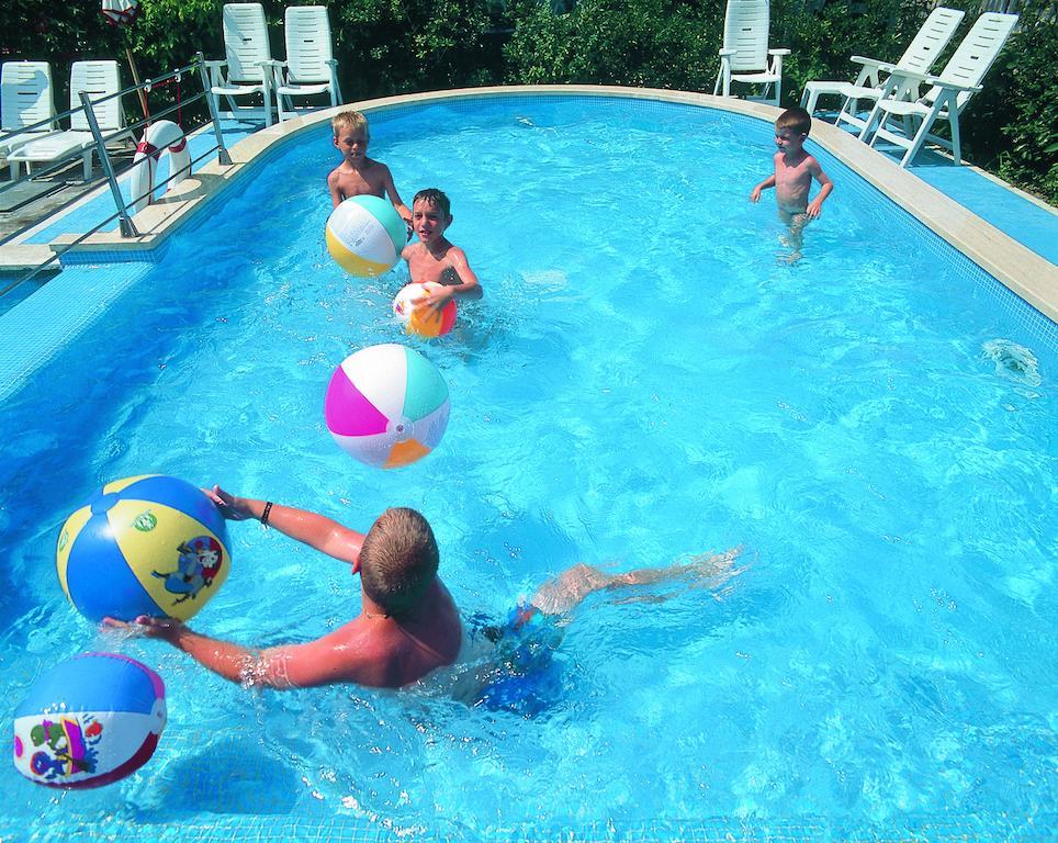 Gallia Club Hotel Cesenatico Kültér fotó